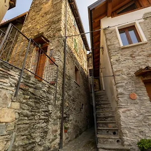 Ferienhaus Rustico Verginate