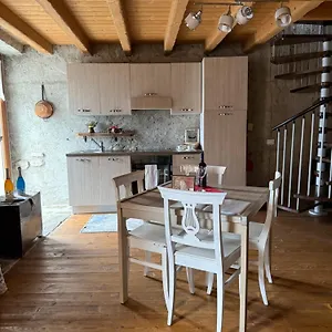 Apartment Stone House: Fairytale Flat With Magic View